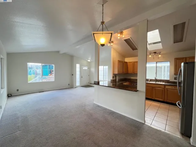 70 Shelter, Daly City, California 94014