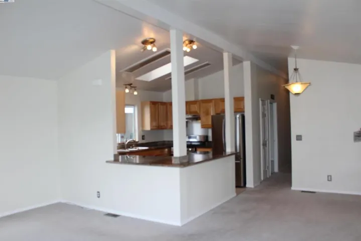 70 Shelter, Daly City, California 94014