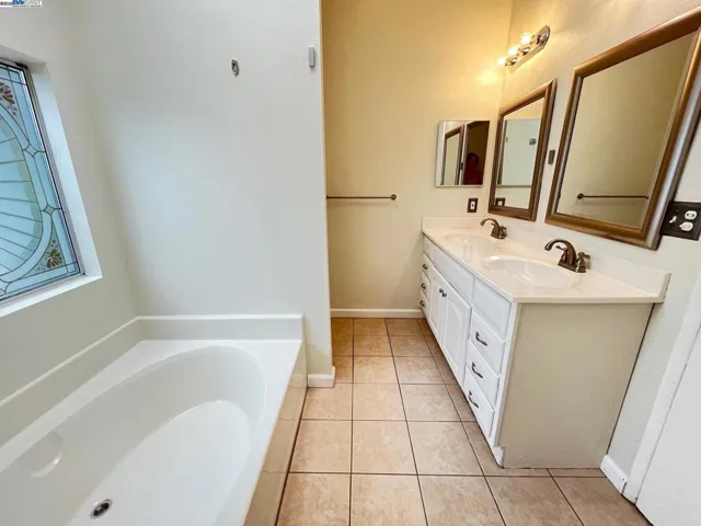 70 Shelter, Daly City, California 94014