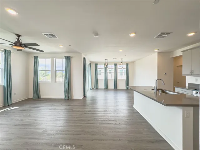 711 Cara Cara Lane, Covina, California 91723