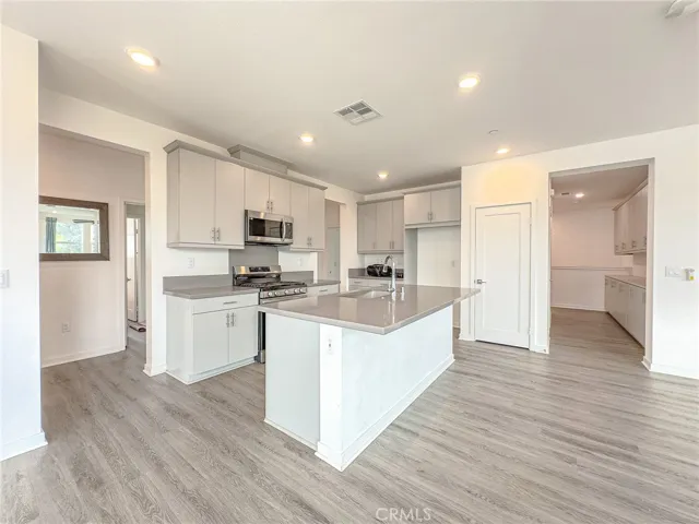 711 Cara Cara Lane, Covina, California 91723