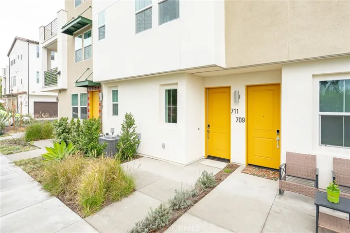 711 Cara Cara Lane, Covina, California 91723