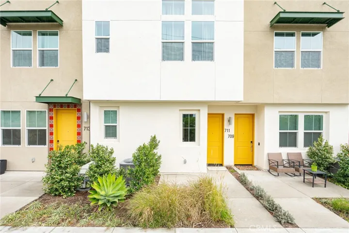 711 Cara Cara Lane, Covina, California 91723