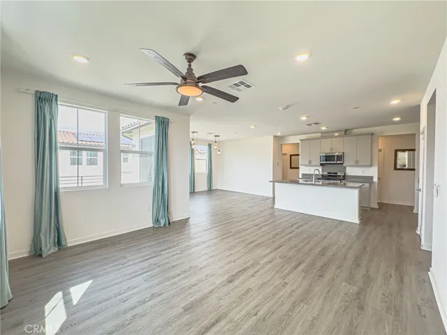 711 Cara Cara Lane, Covina, California 91723