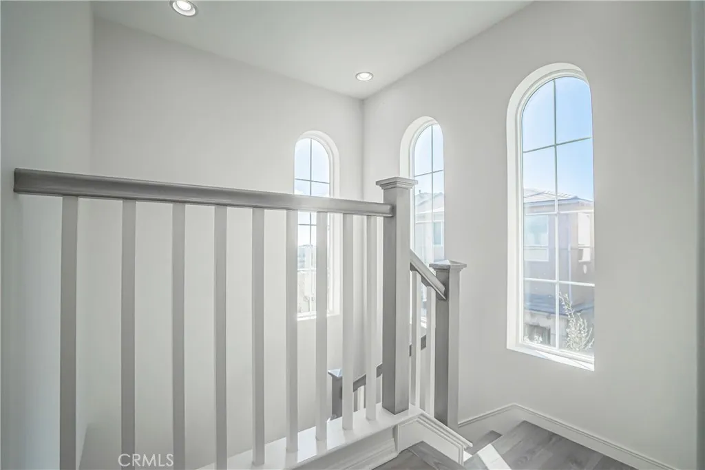 1122 Gardiner Lane, Fullerton, California 92833 home-pic-9