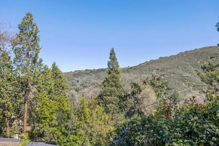 1023 Los Trancos Road, Portola Valley, California 94028