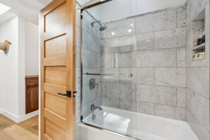 1023 Los Trancos Road, Portola Valley, California 94028