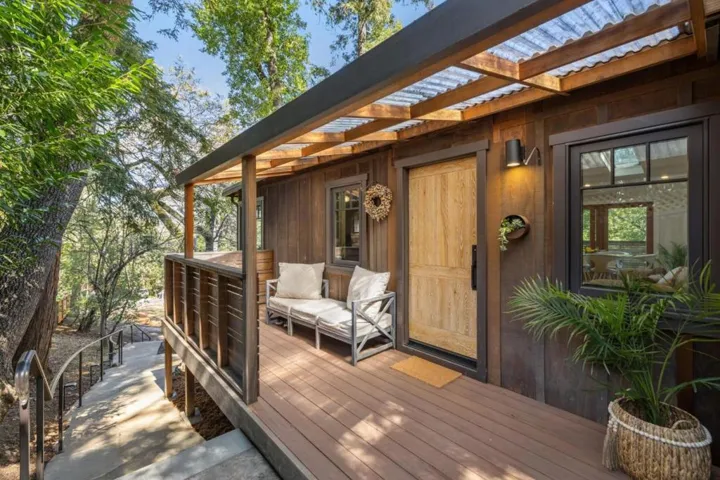 1023 Los Trancos Road, Portola Valley, California 94028