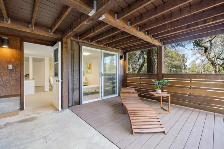 1023 Los Trancos Road, Portola Valley, California 94028