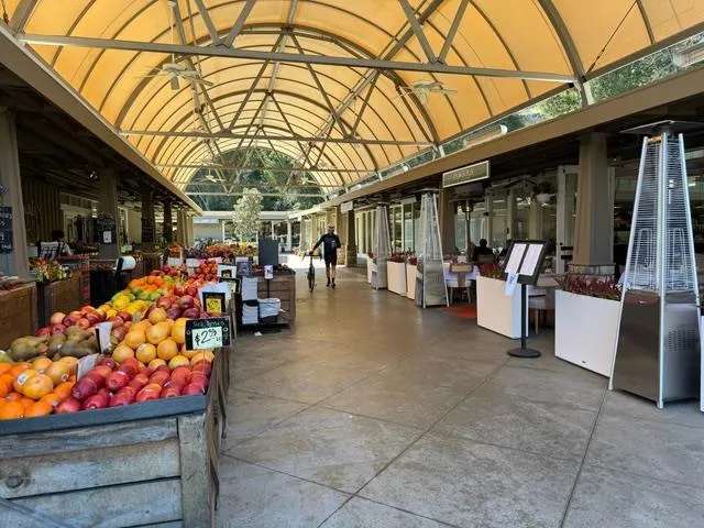 1023 Los Trancos Road, Portola Valley, California 94028