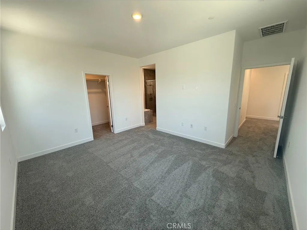5138 Currant Way, Fontana, California 92336 home-pic-2