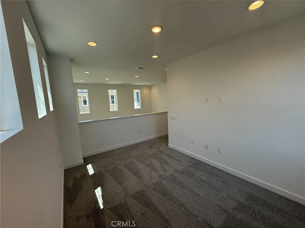 5138 Currant Way, Fontana, California 92336 home-pic-1