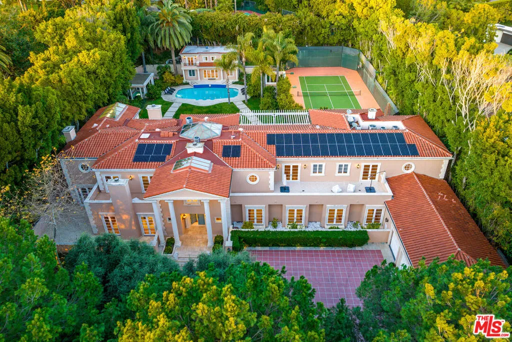 407 Robert Lane, Beverly Hills, California 90210, 9 Bedrooms Bedrooms, ,13 BathroomsBathrooms,Residential,For Sale,Robert,25511467