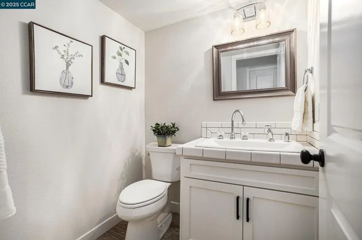 6 Sean Ct, Pleasant Hill, California 94523
