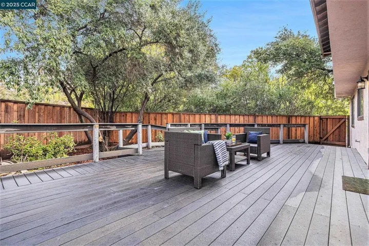 6 Sean Ct, Pleasant Hill, California 94523