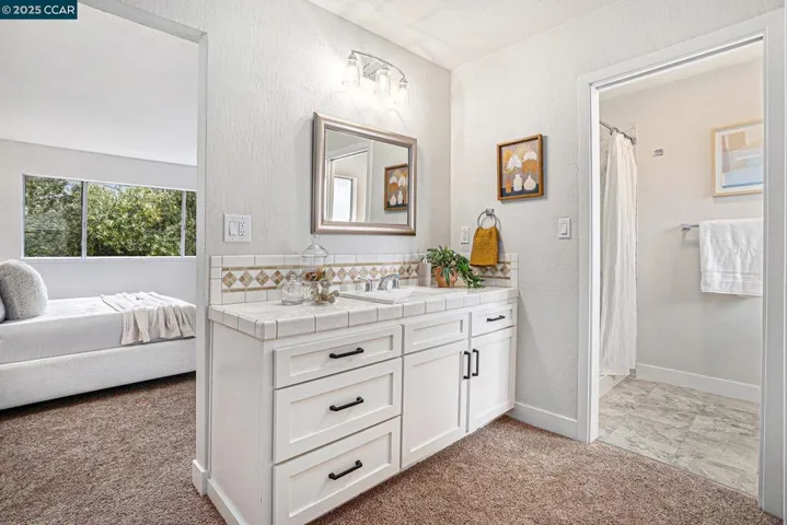 6 Sean Ct, Pleasant Hill, California 94523