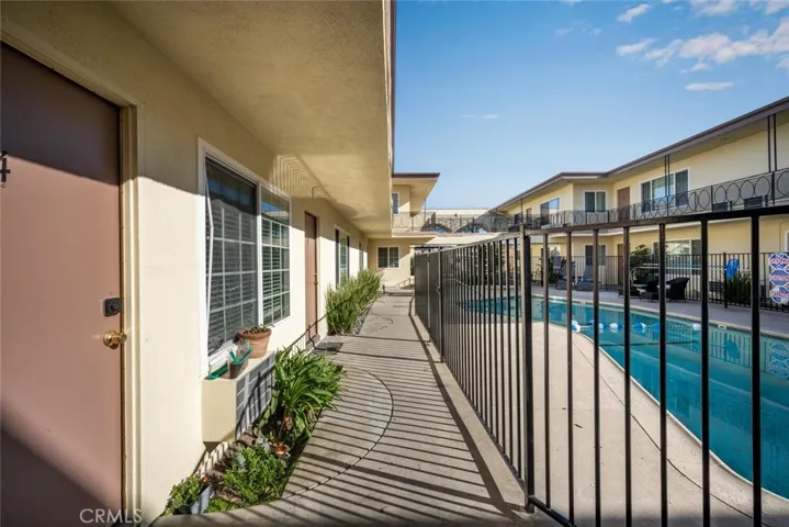 4342 Green Avenue, Los Alamitos, California 90720
