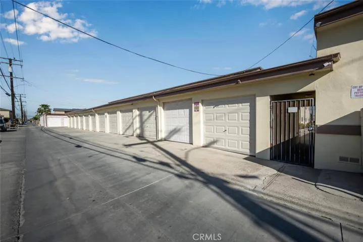 4342 Green Avenue, Los Alamitos, California 90720