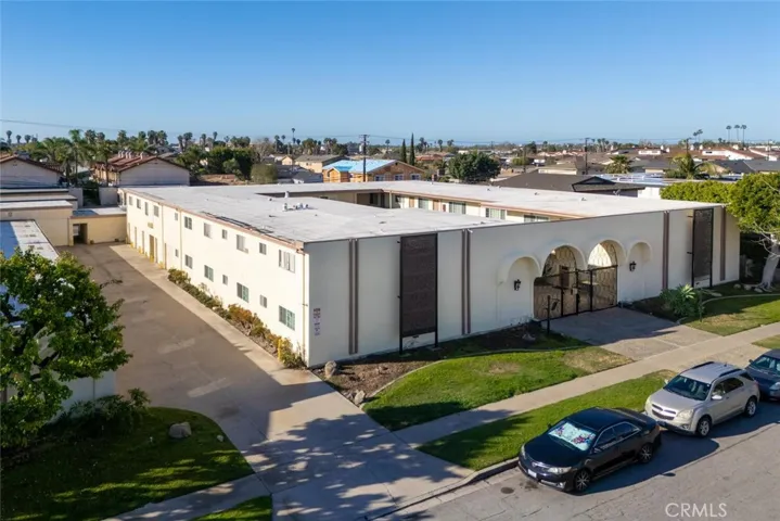4342 Green Avenue, Los Alamitos, California 90720