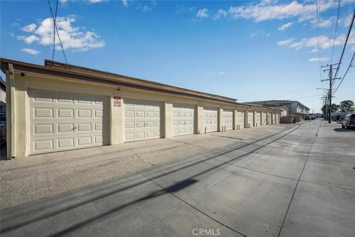 4342 Green Avenue, Los Alamitos, California 90720