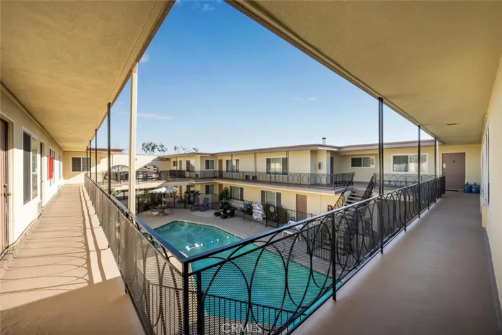 4342 Green Avenue, Los Alamitos, California 90720