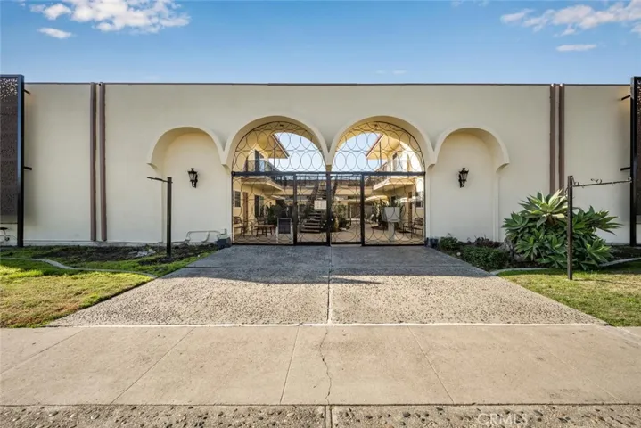 4342 Green Avenue, Los Alamitos, California 90720