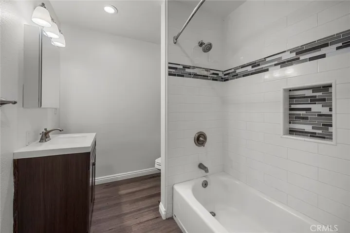 Updated Full Bath