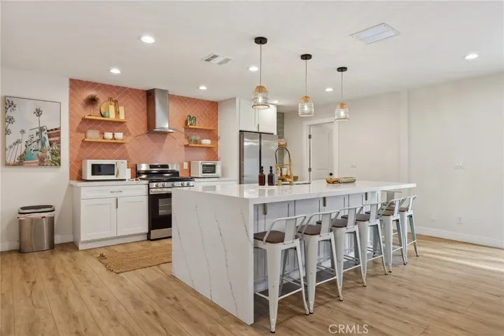2214 Edna Drive, Santa Ana, California 92706
