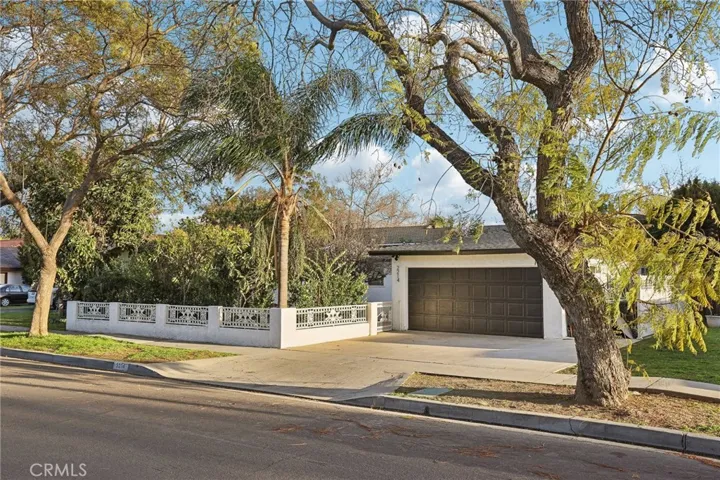 2214 Edna Drive, Santa Ana, California 92706