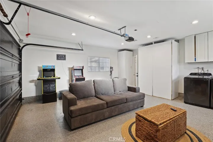 2214 Edna Drive, Santa Ana, California 92706