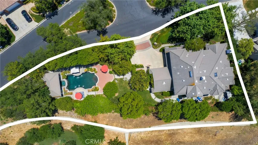 Make 41 a DONE DEAL in the heart of exclusive Coto de Caza with 5 beds plus office, 4.5 baths, 4700 square feet.