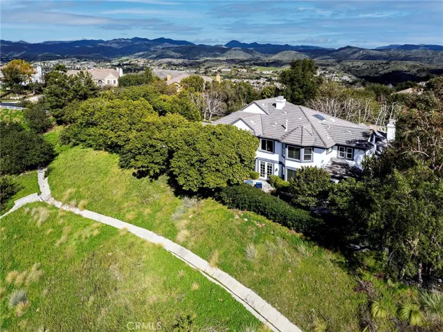 Make 41 a DONE DEAL in the heart of exclusive Coto de Caza with 5 beds plus office, 4.5 baths, 4700 square feet.
