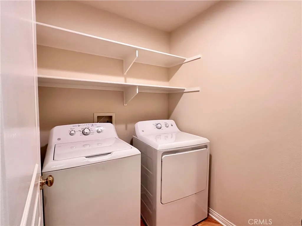 2 Altezza, Irvine, California 92606 home-pic-23