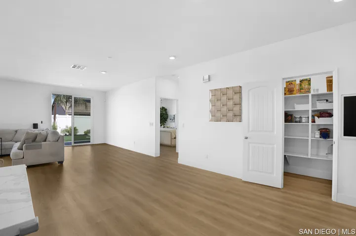 32098 Bunkhouse Rd, Winchester, California 92596