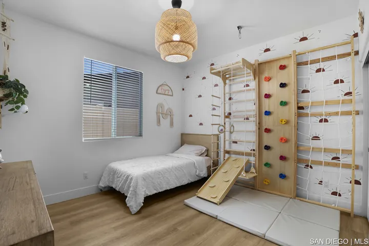 32098 Bunkhouse Rd, Winchester, California 92596