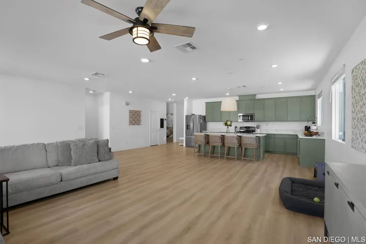32098 Bunkhouse Rd, Winchester, California 92596