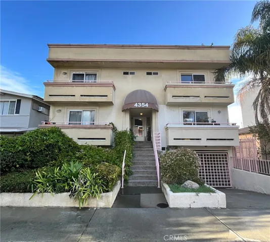 4354 Mclaughlin Avenue, Los Angeles, California 90066