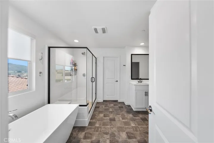 29695 Bonneville Court, Winchester, California 92596