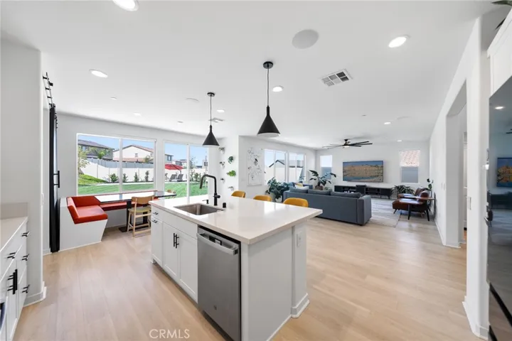 29695 Bonneville Court, Winchester, California 92596