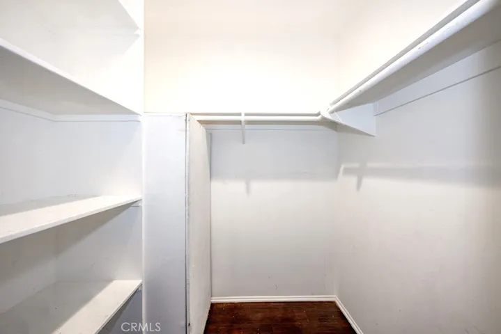 420 Redondo Avenue 207, Long Beach, California 90814