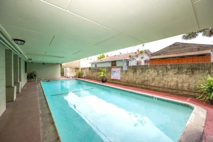420 Redondo Avenue 207, Long Beach, California 90814