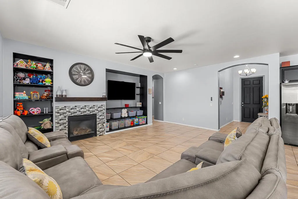 82959 Millay Court, Indio, California 92201 home-pic-11