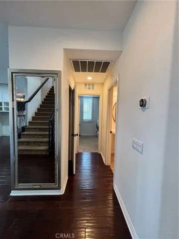 407 Carlye Circle, Corona, California 92882