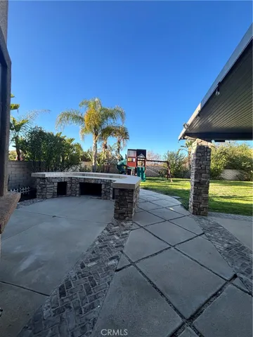 407 Carlye Circle, Corona, California 92882