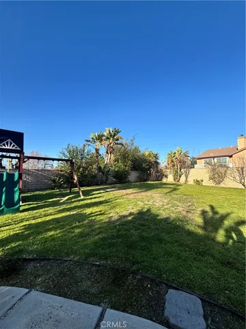 407 Carlye Circle, Corona, California 92882