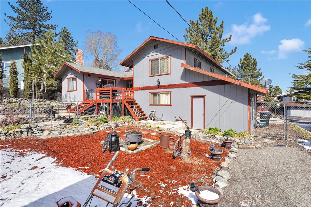 2329 E Canyon Drive, Wrightwood, California 92397 home-pic-31