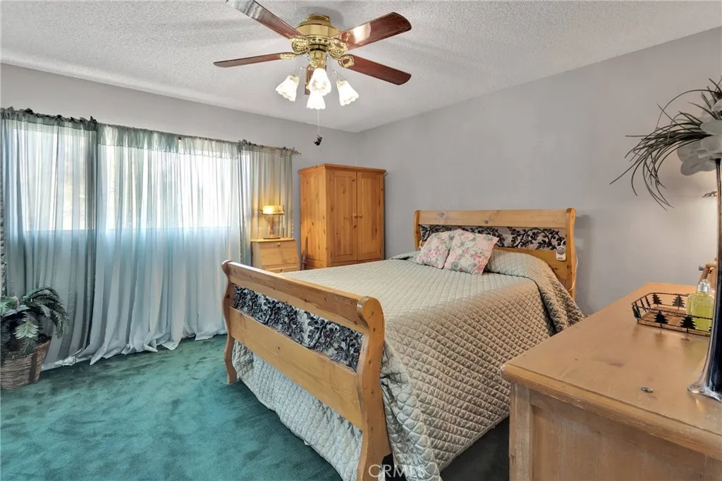 2329 E Canyon Drive, Wrightwood, California 92397 home-pic-26