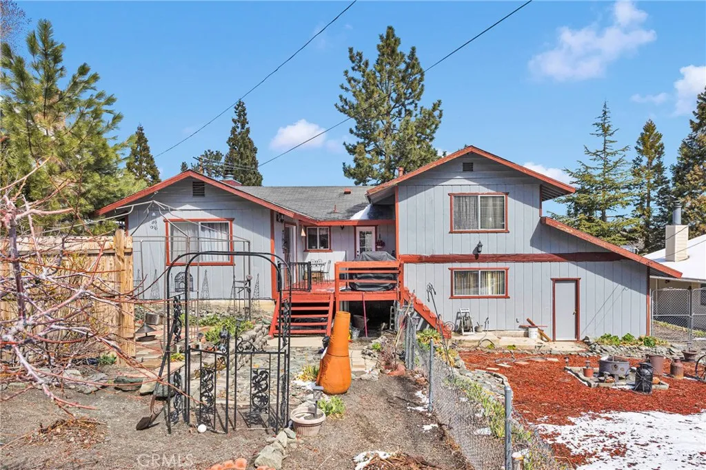 2329 E Canyon Drive, Wrightwood, California 92397 home-pic-28