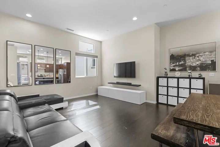 20308 Paseo Los Arcos, Porter Ranch, California 91326