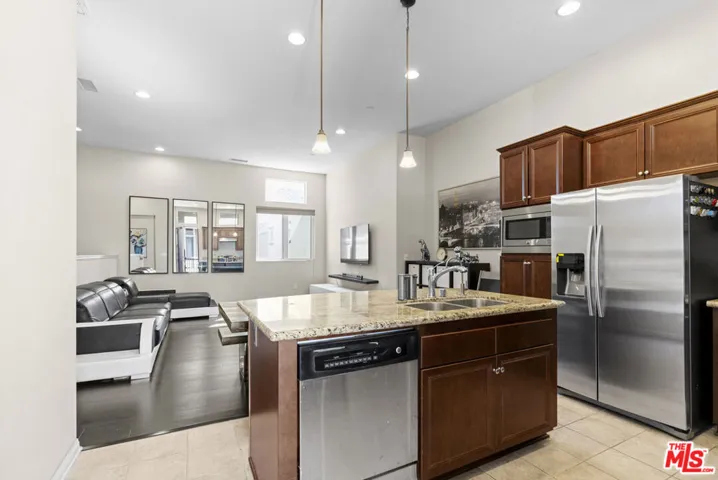 20308 Paseo Los Arcos, Porter Ranch, California 91326